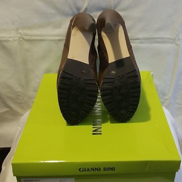 Womens Gianni Bini Boots  - Picture 7 of 11